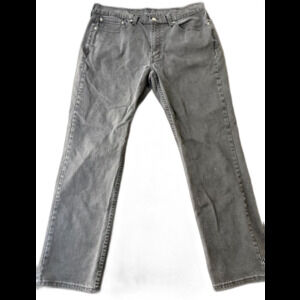 Levi's 514 Men's Straight Black Denim Jeans